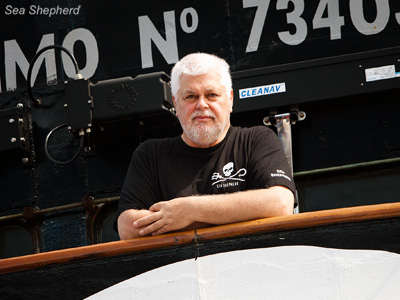 Captain Paul Watson on the bridge of the SSS Steve irwin