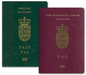 Faroese (green) and Danish (maroon) passports
