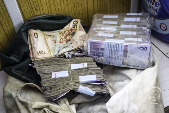 Money offered as bribe by captain to release vessel. Photo: Alejandra Gimeno / Sea Shepherd Global