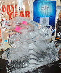 Dolphin_Ice_Sculpture
